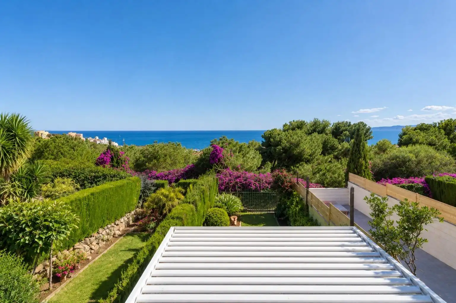 Terrassa de Casa adosada en venda en Estepona amb Aire condicionat, Calefacció i Jardí privat