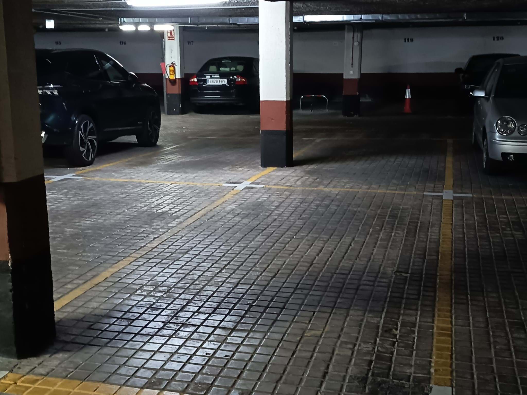 Aparcament de Garatge en venda en  Madrid Capital