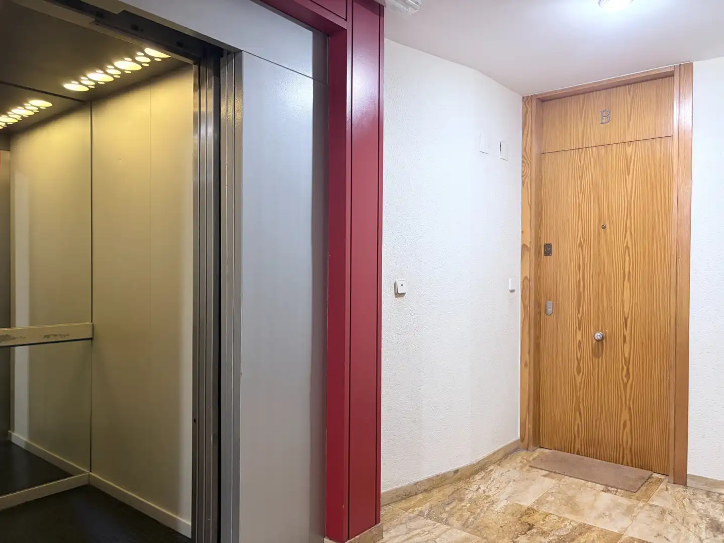 Flat for sale in Murcia  with Air Conditioner, Storage room and Furnished