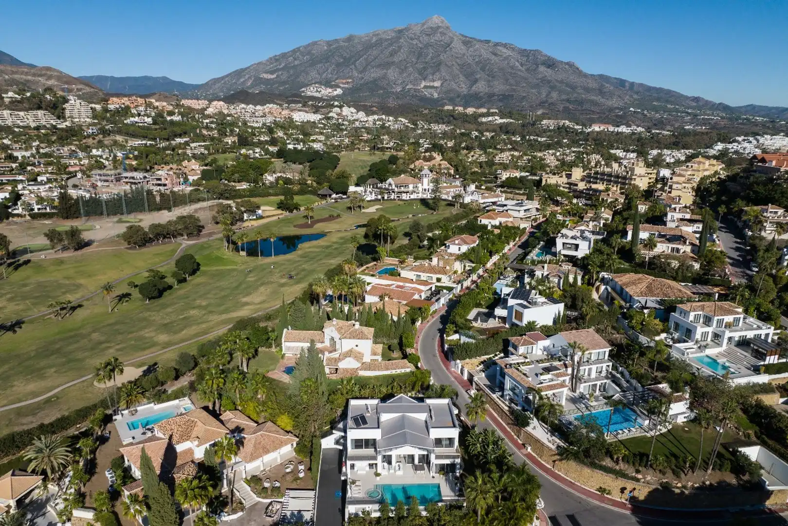 Chalet con terraza en venta en Nueva Andalucía, imagen 35