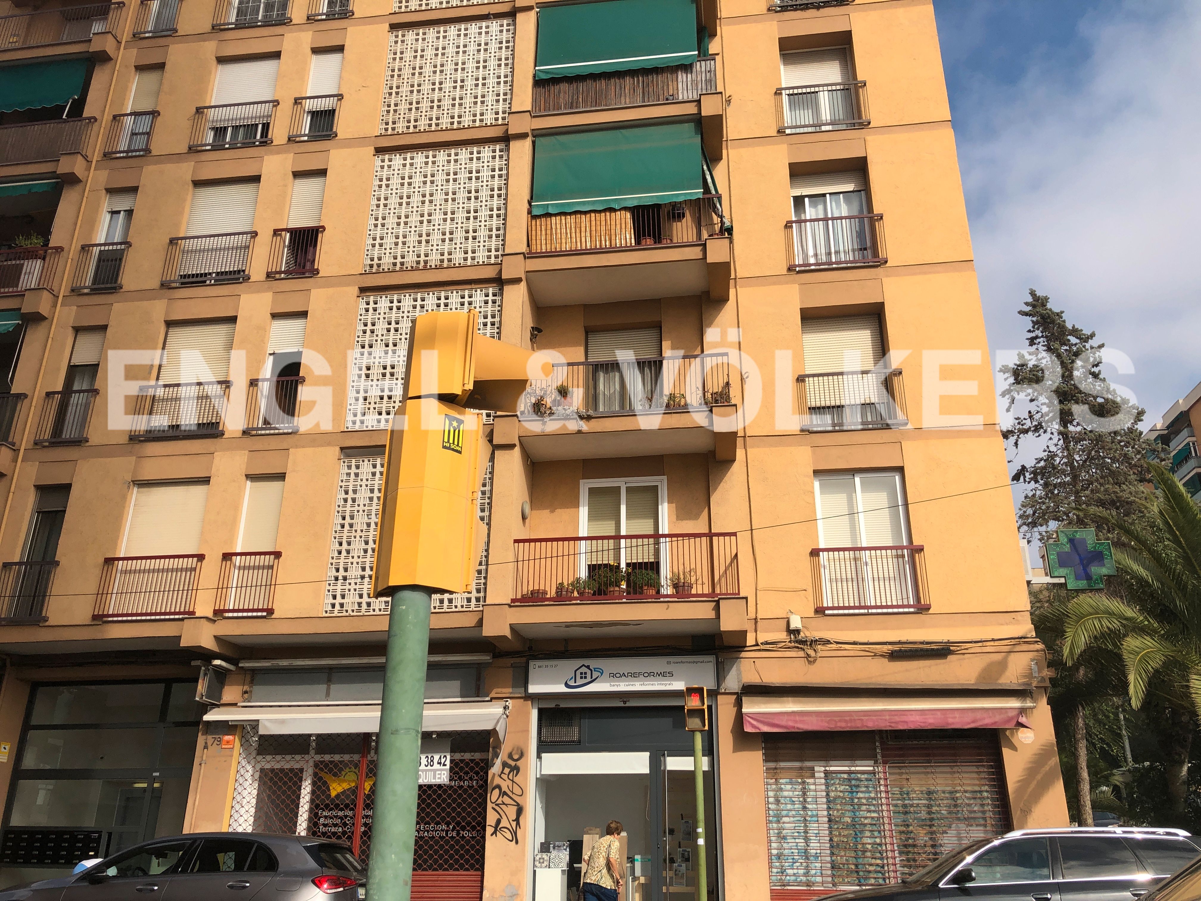 Vista exterior de Residencial en venda en Sabadell