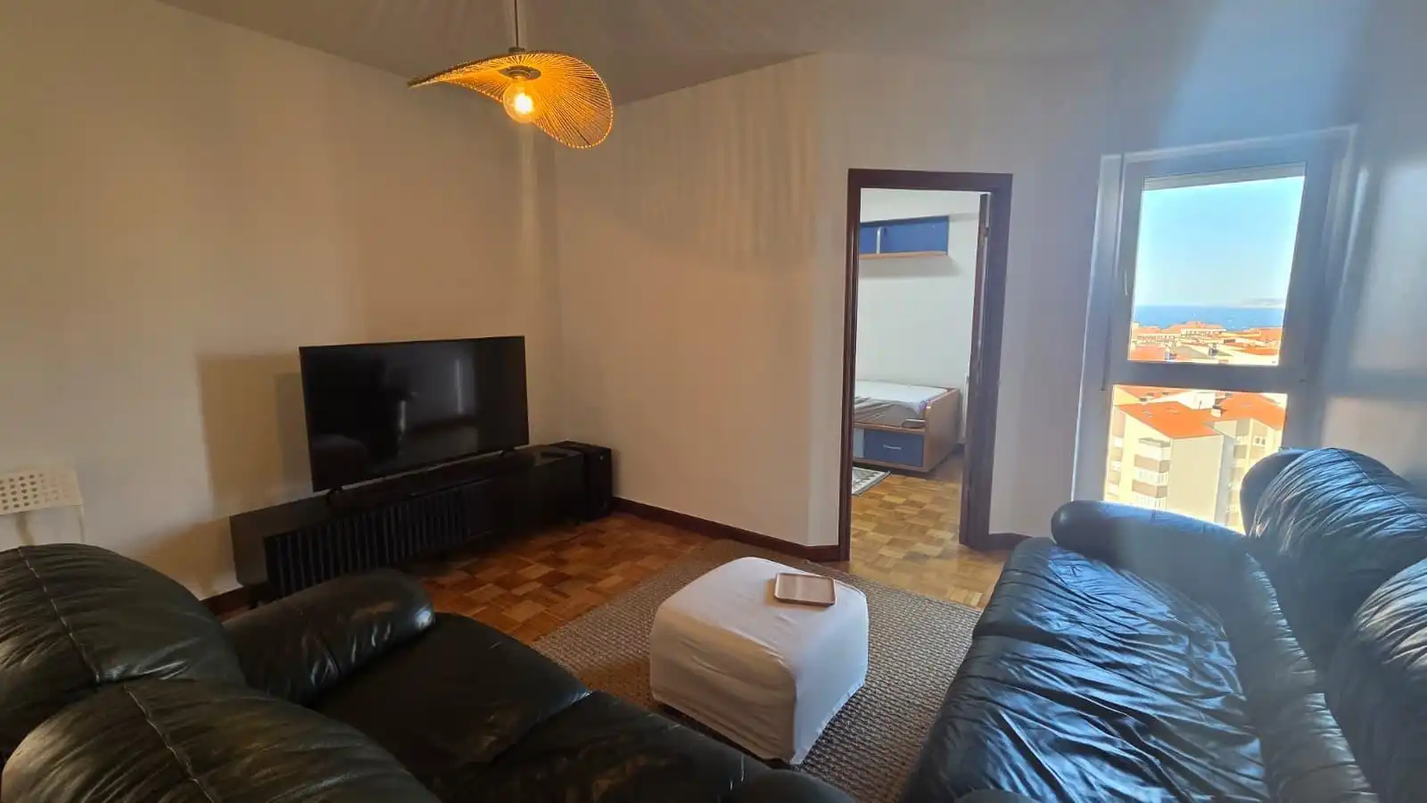 Sala d'estar de Pis de lloguer en Santander amb Calefacció, Parquet i Terrassa