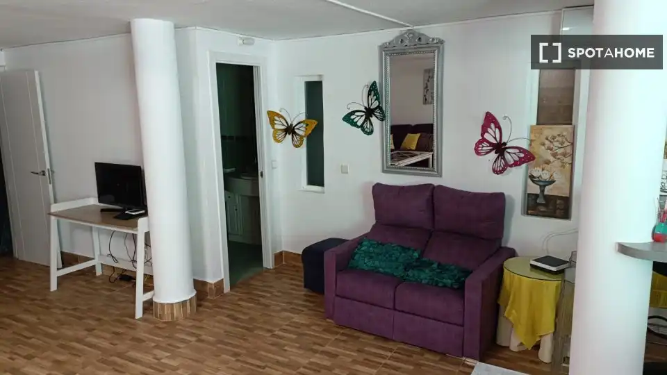 Sala d'estar de Apartament per a compartir en Leganés amb Aire condicionat, Terrassa i Moblat