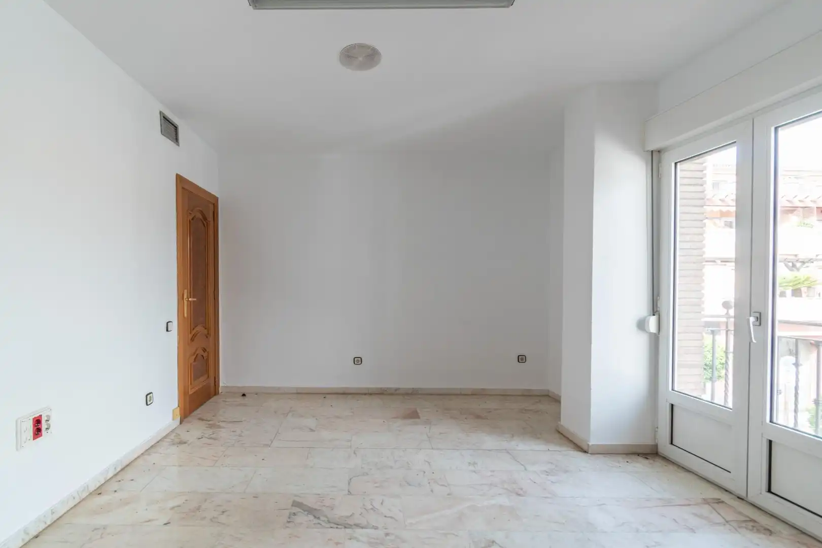 Wohnung zum Verkauf in Armilla mit Klimaanlage, Heizung und Terrasse