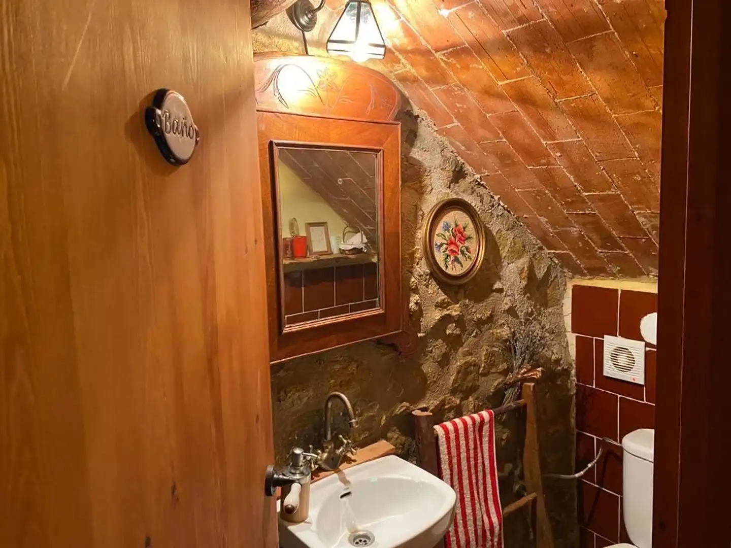 Baño de Finca rústica en venta en Morella con Jardín privado, Terraza y Trastero