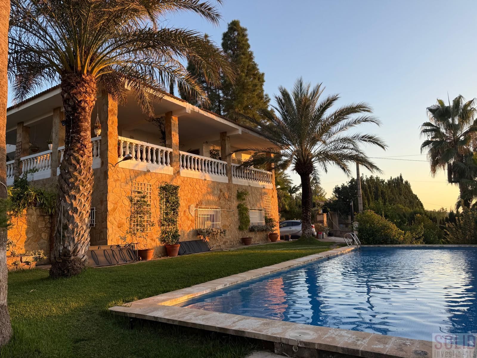 Piscina de Apartament de lloguer en Llíria amb Piscina i Moblat