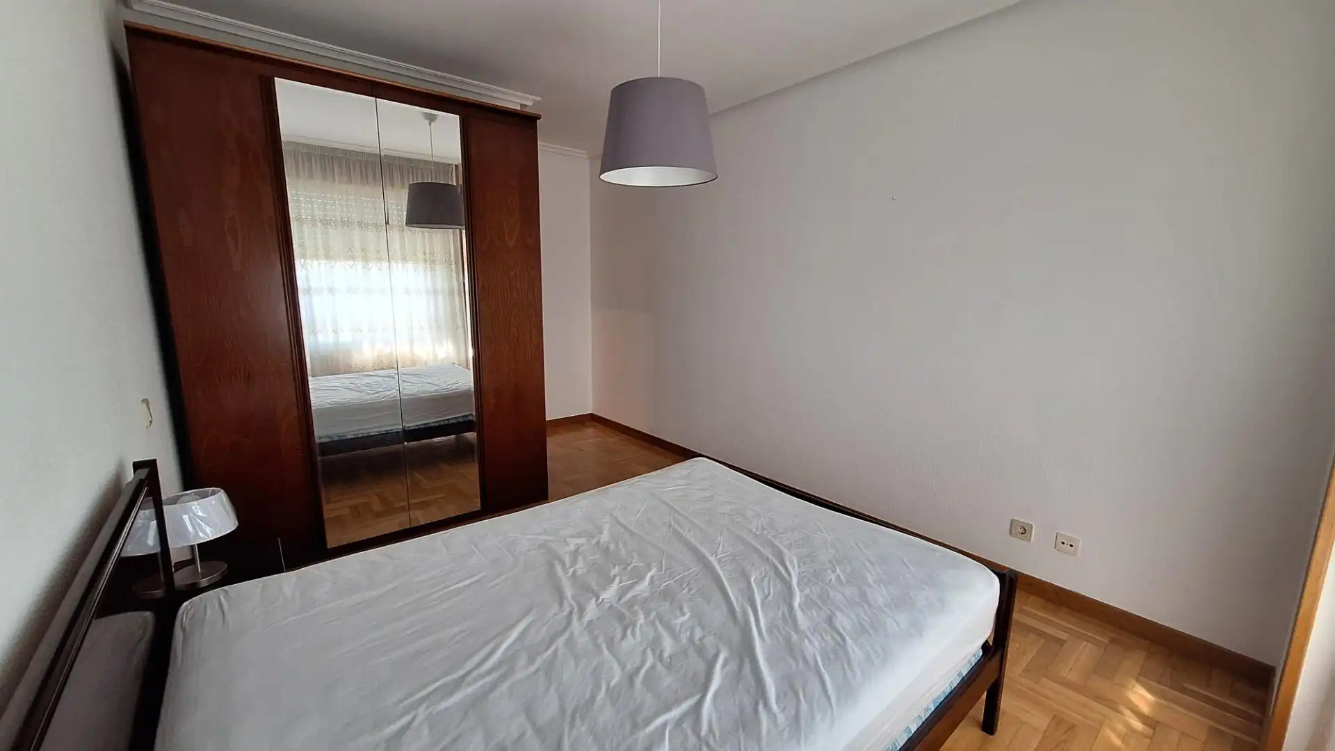 Habitación de Piso de alquiler en Burgos con Calefacción