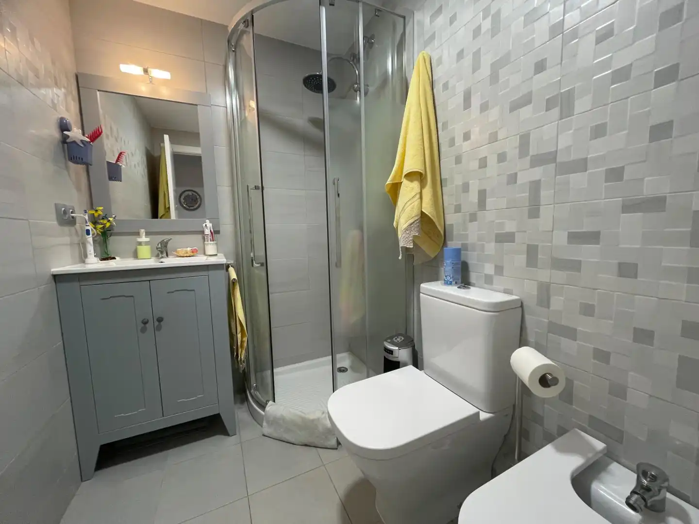 Baño de Apartamento en venta en Guardamar del Segura con Aire acondicionado y Amueblado