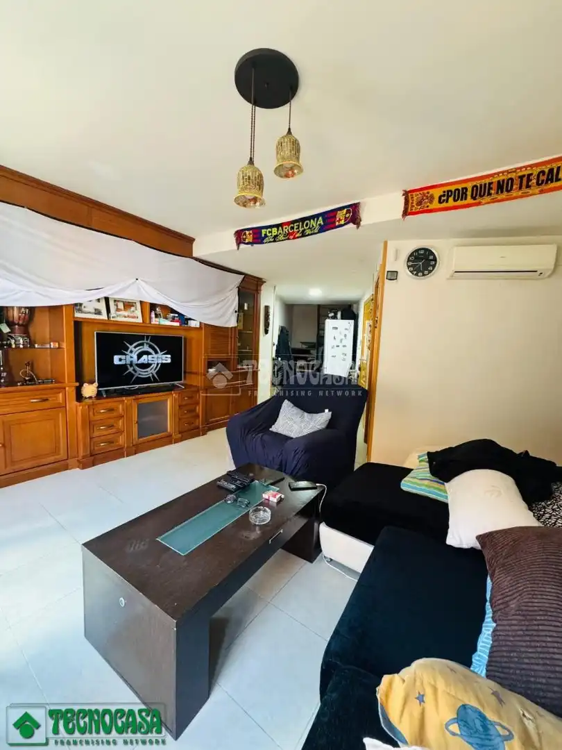 Sala de estar de Piso en venta en Casarrubios del Monte con Aire acondicionado