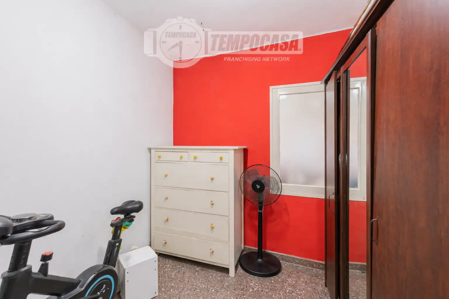 Flat for sale in Barcelona  with Air Conditioner, Heating and Balcony
