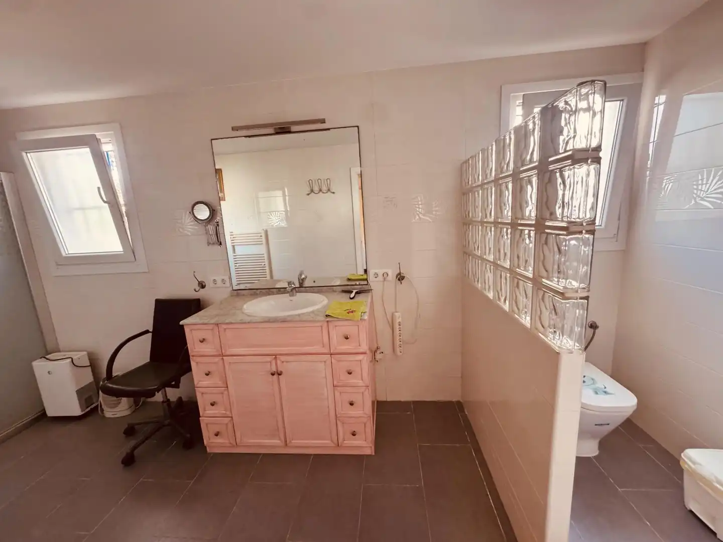 Badezimmer von Haus oder Chalet zum Verkauf in Chiclana de la Frontera mit Klimaanlage, Privatgarten und Abstellraum