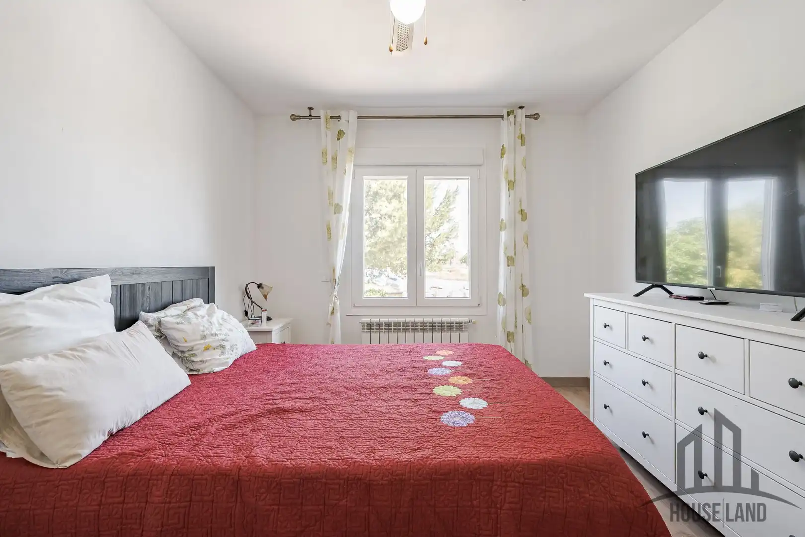 Habitación de Casa adosada en venta en Meco con Aire acondicionado, Calefacción y Trastero