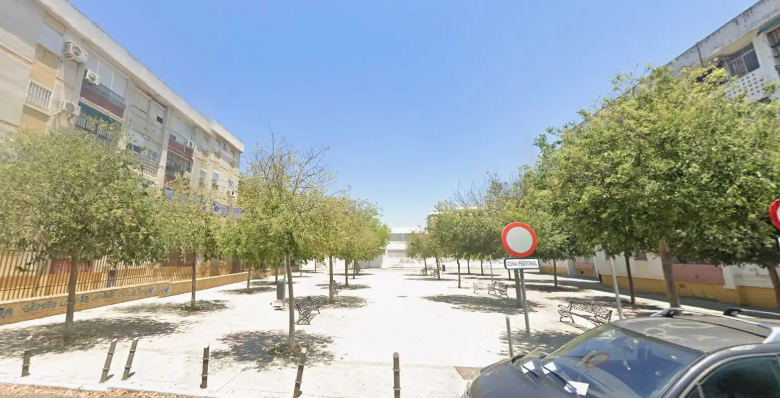 Vista exterior de Piso en venta en Sevilla