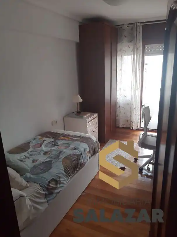 Piso de alquiler en Txurdinaga