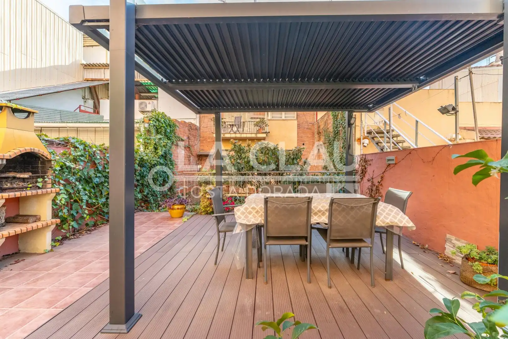 Terrasse von Einfamilien-Reihenhaus zum Verkauf in Gavà mit Heizung