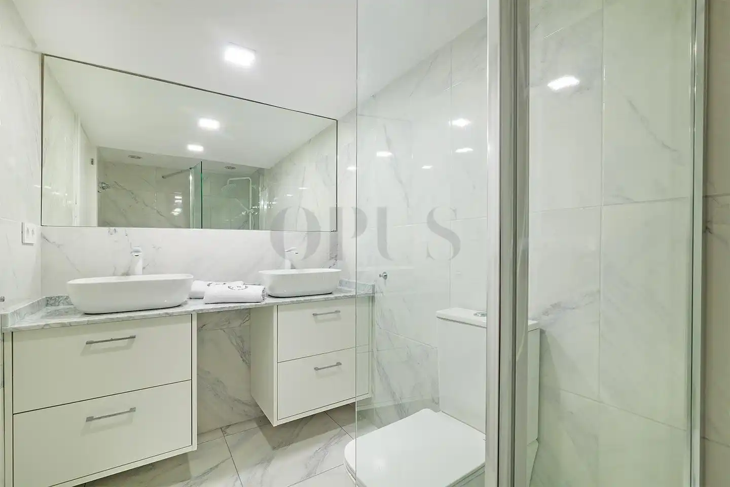 Bany de Apartament en venda en Adeje amb Terrassa, Moblat i Piscina comunitària