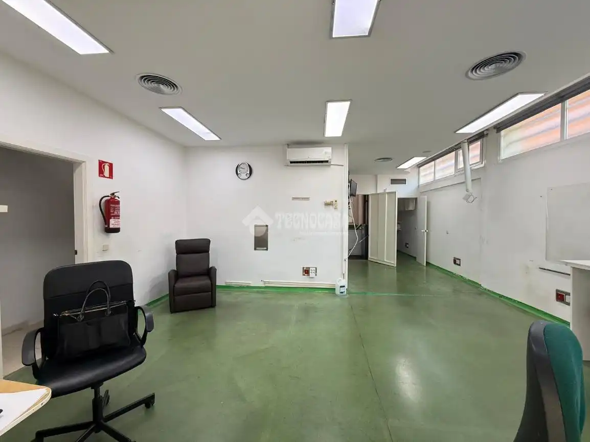 Local en venta en Alcobendas con Aire acondicionado y Terraza