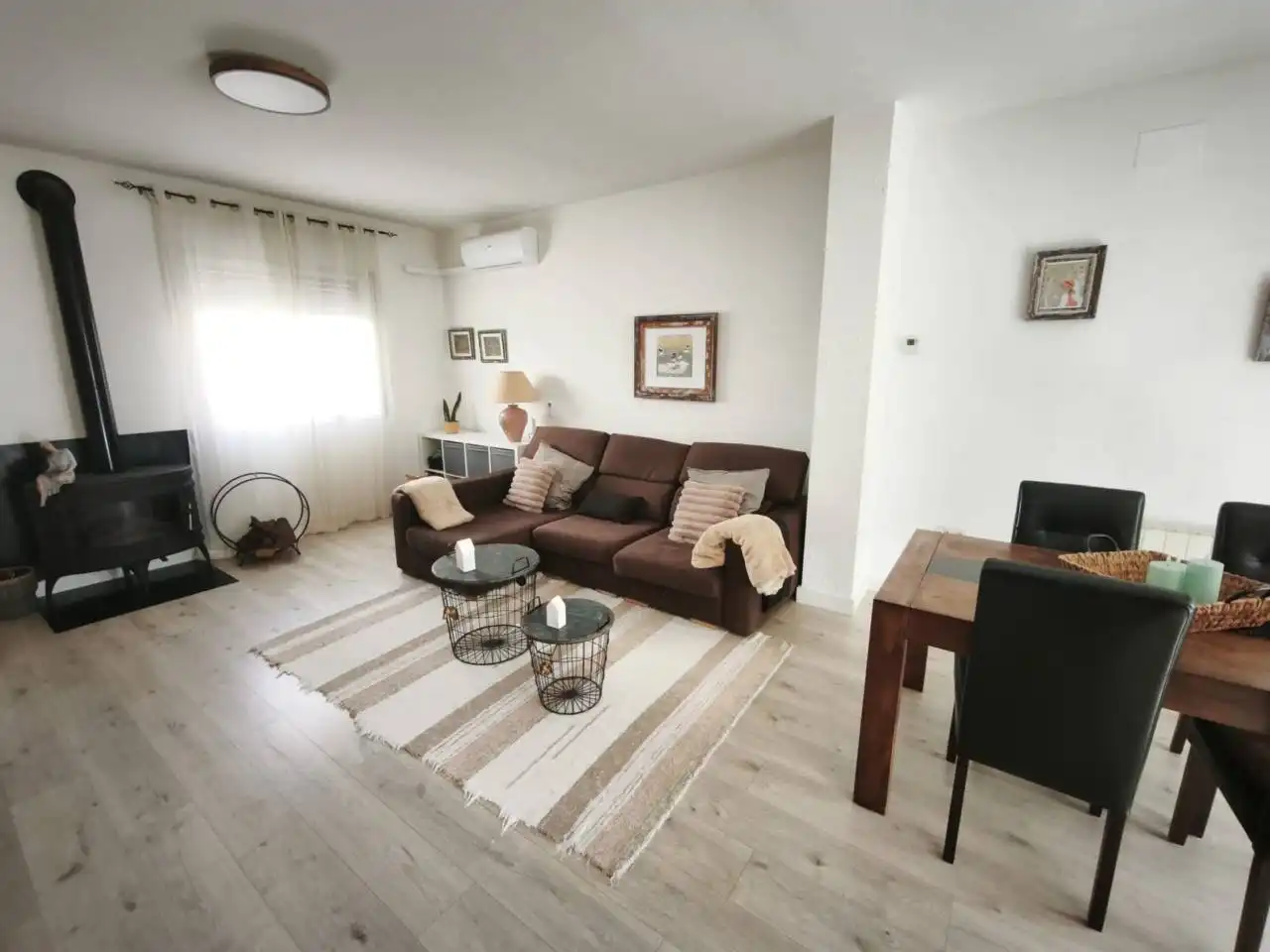 Sala de estar de Casa o chalet en venta en Santa Coloma de Gramenet con Aire acondicionado, Jardín privado y Parquet
