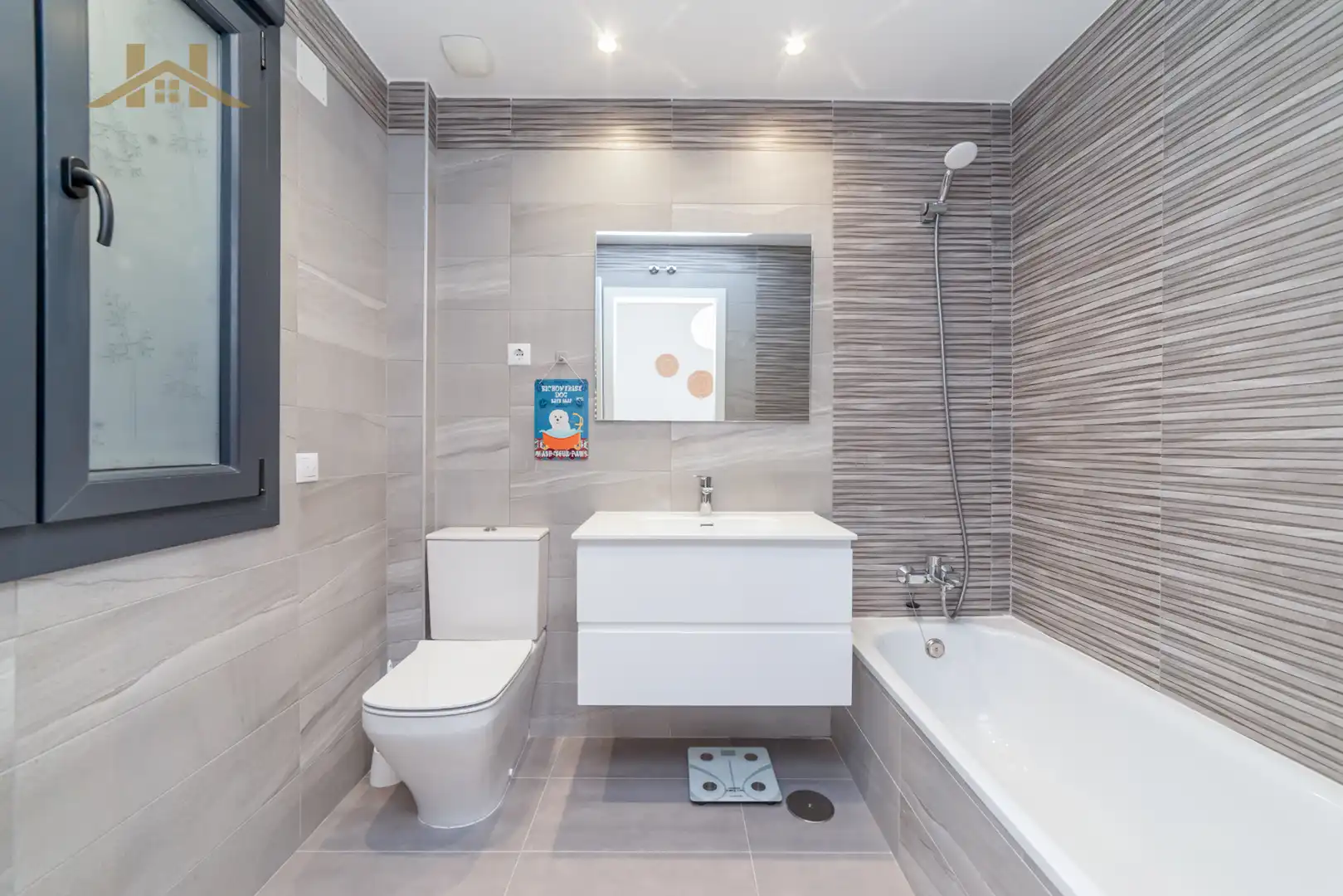 Baño de Casa adosada en venta en Valdemoro con Aire acondicionado, Calefacción y Jardín privado