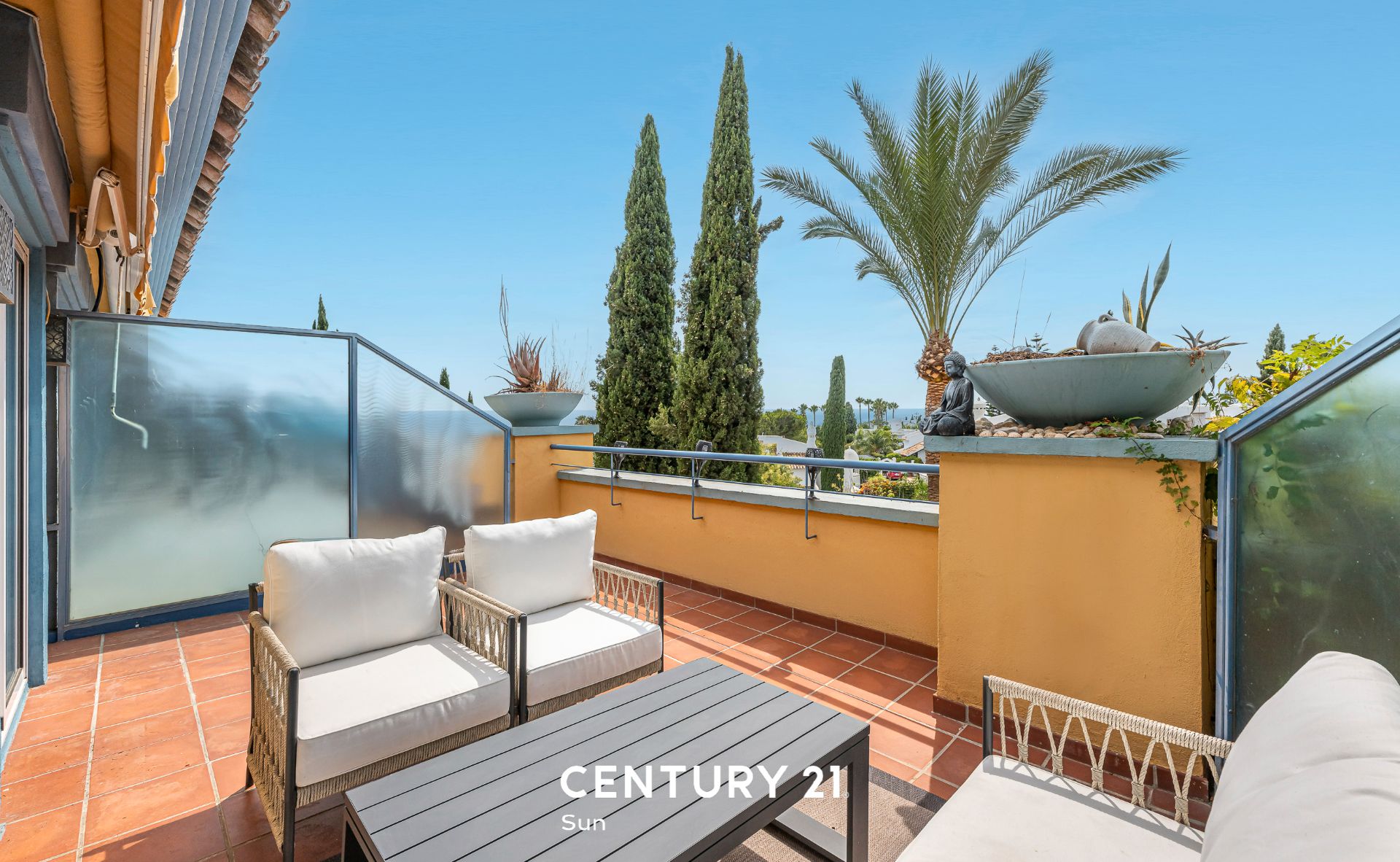 Terrace of Attic for sale in Marbella  with Air Conditioner, Heating and Terrace