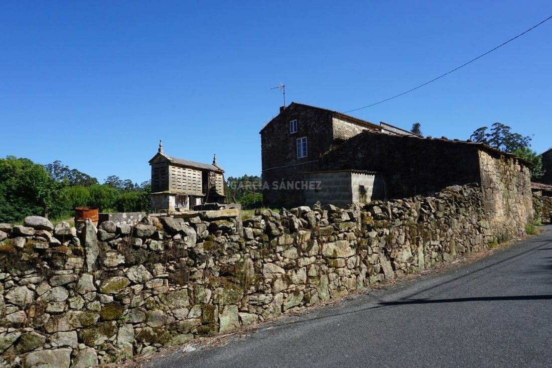 Exterior view of Country house for sale in Boiro  with Private garden