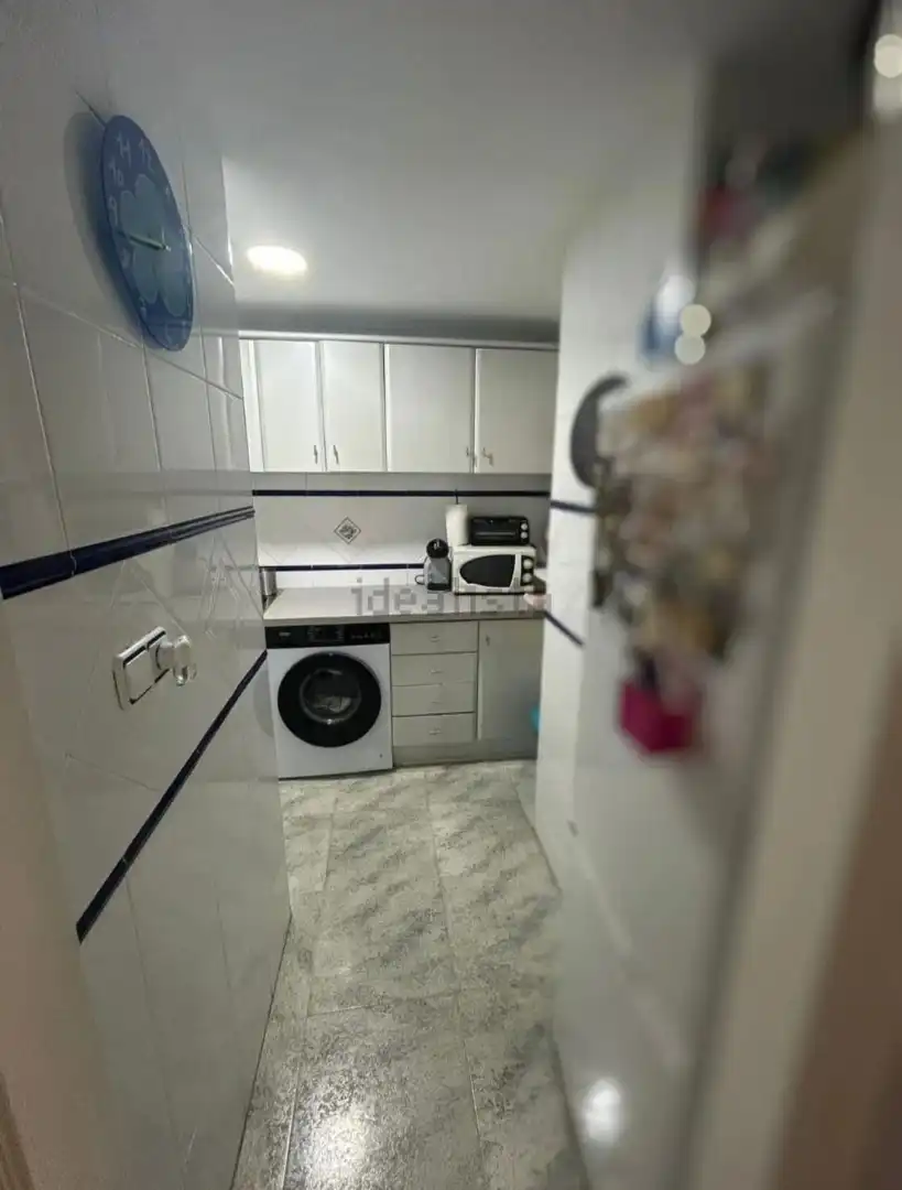 Cocina de Piso en venta en Almería con Terraza y Piscina comunitaria