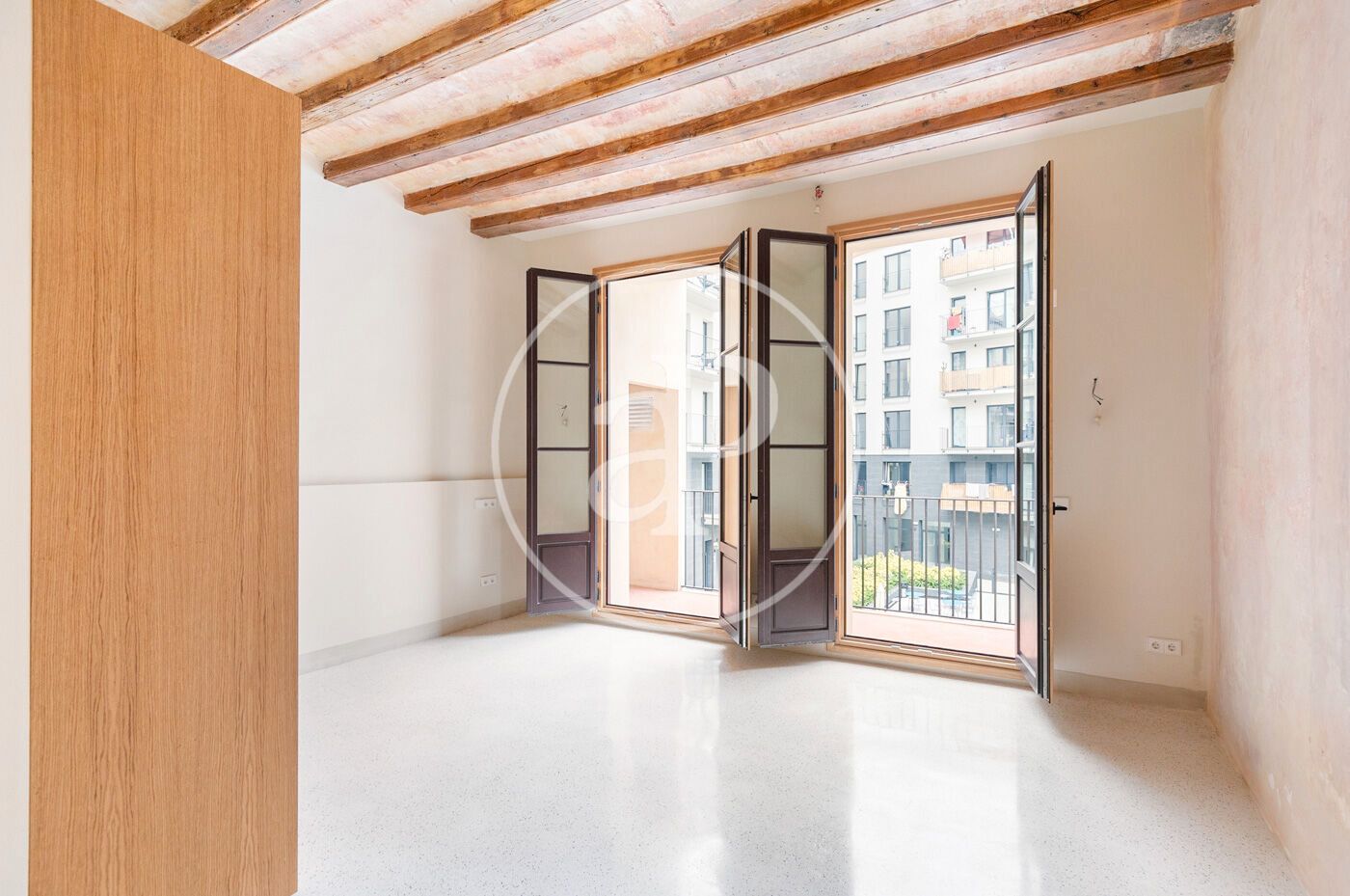 Vista exterior de Loft en venda en  Barcelona Capital amb Aire condicionat, Calefacció i Terrassa