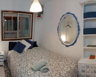 Dormitori de Apartament per a compartir en Tavernes de la Valldigna amb Calefacció, Moblat i Forn