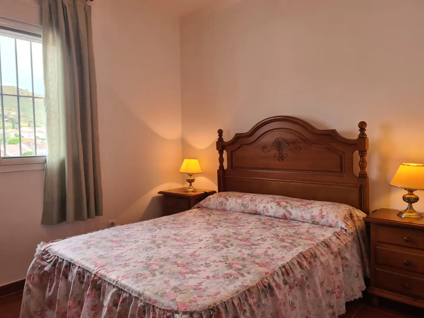 Habitación de Casa adosada en venta en Higuera de la Sierra con Aire acondicionado, Terraza y Trastero