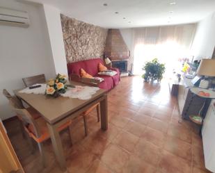 Sala d'estar de Casa o xalet en venda en Capçanes amb Aire condicionat, Calefacció i Terrassa