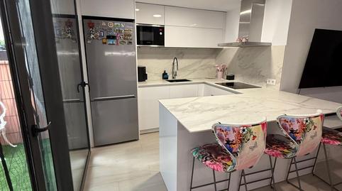 Foto 2 de Casa adosada en venda a Montornès del Vallès, Barcelona