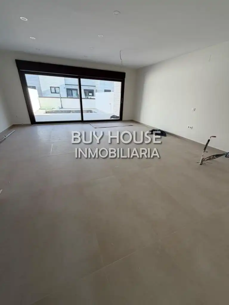 Terraced house with pool for sale in Parque Manuel de Vega - Carretera de Ugena, imagen 4