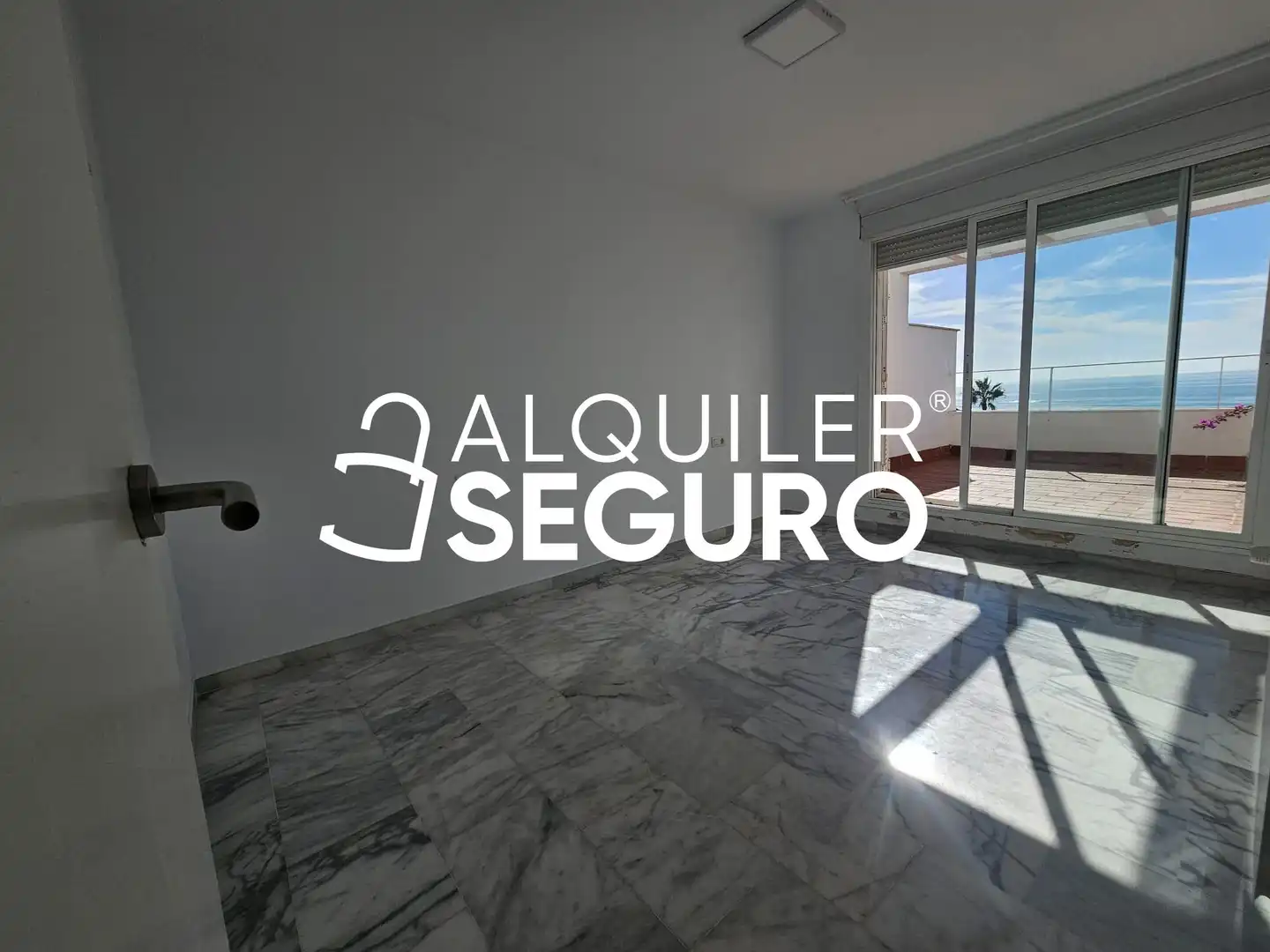 Dormitori de Casa o xalet de lloguer en Conil de la Frontera amb Calefacció, Terrassa i Piscina