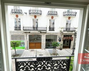 Vista exterior de Pis de lloguer en Santander amb Calefacció, Moblat i Balcó
