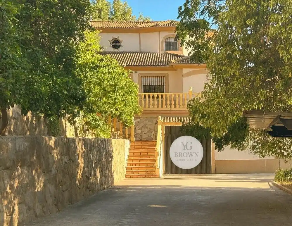 Vista exterior de Casa o chalet en venta en Córdoba con Jardín privado y Piscina