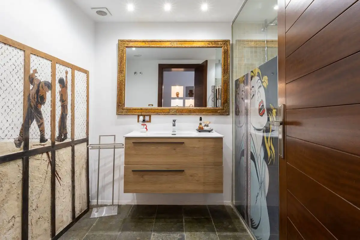 Baño de Ático de alquiler en Valencia con Aire acondicionado, Calefacción y Terraza