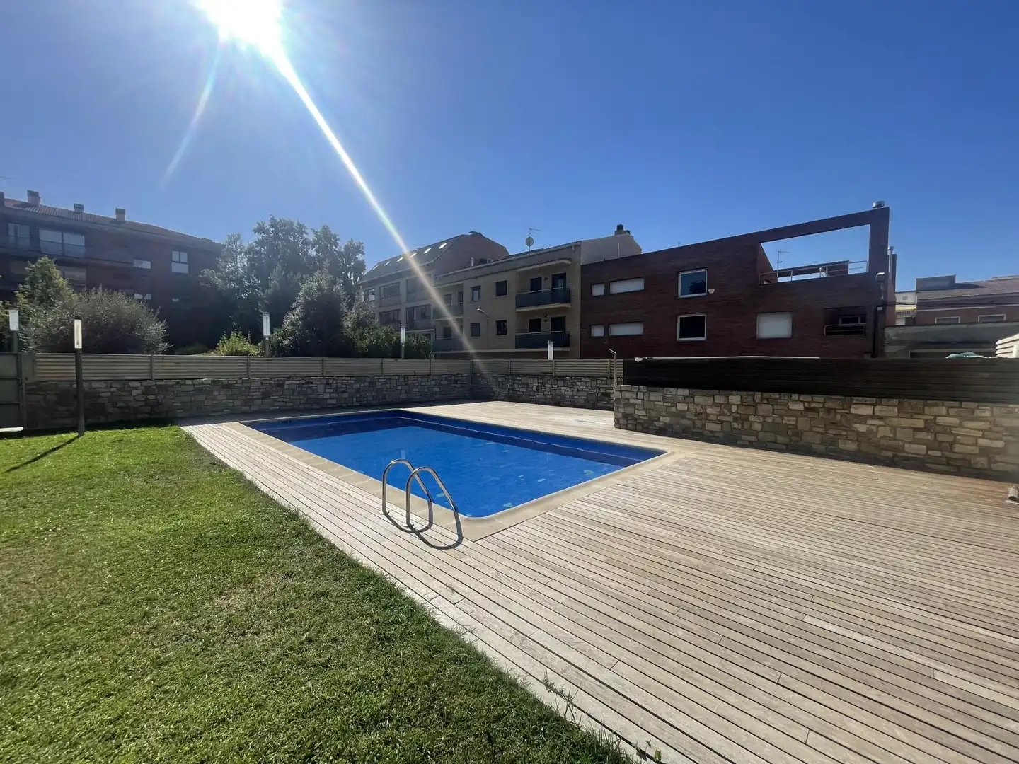 Piscina de Piso en venta en Igualada con Calefacción y Jardín privado