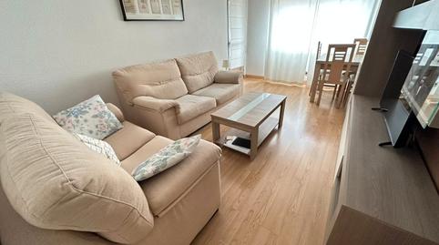 Foto 3 de Pis en venda a Reyes, Madrid