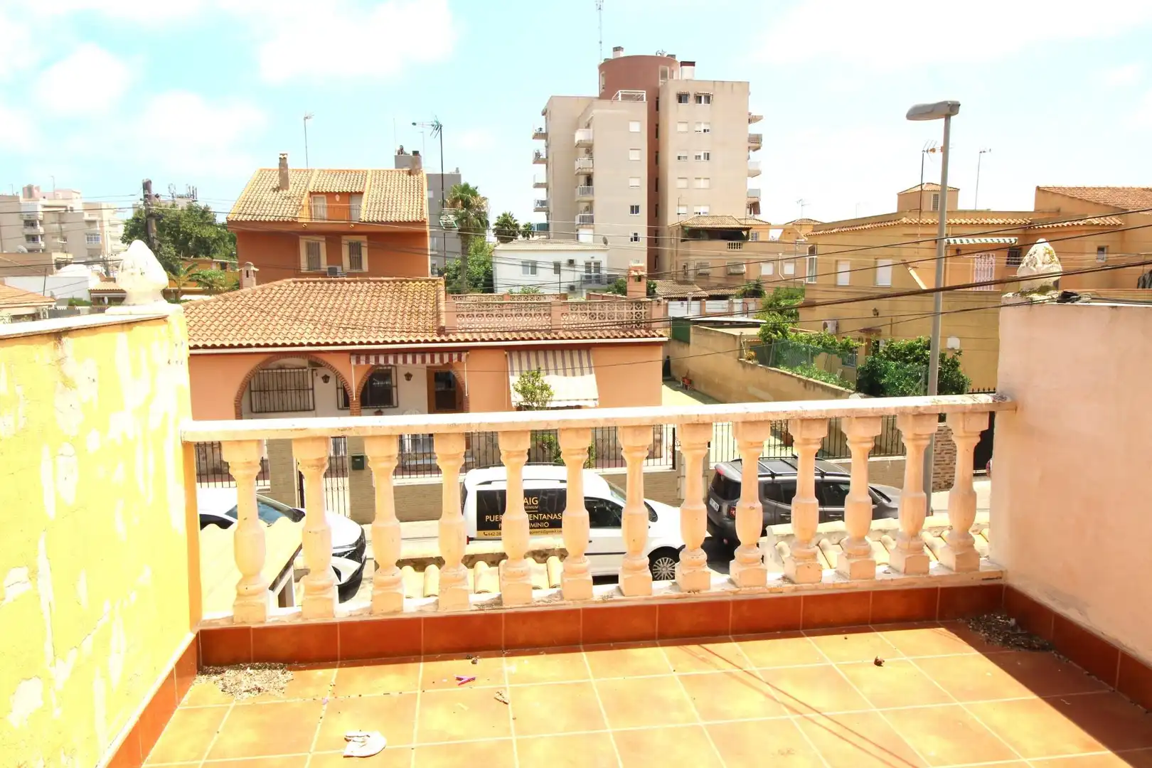 Vista exterior de Casa adosada en venda en Torrevieja