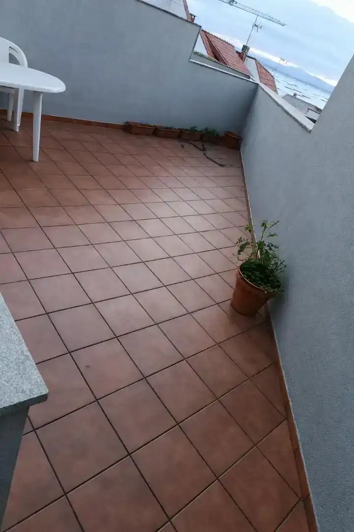 Terraza de Piso en venta en Ribeira con Parquet, Amueblado y Horno