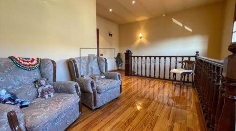 Foto 5 de Casa adosada en venda a Manlleu, Barcelona