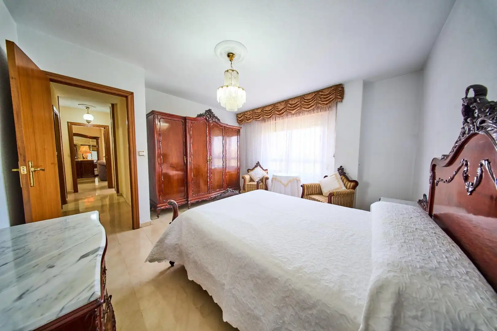 Bedroom of Flat for sale in Granada
