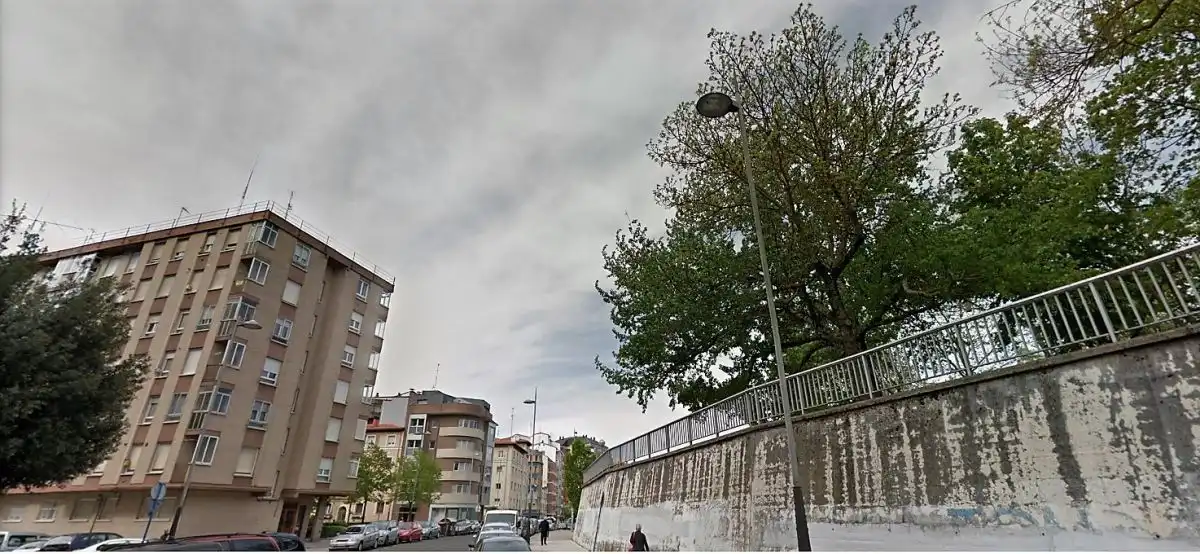 Vista exterior de Local en venta en Vitoria - Gasteiz