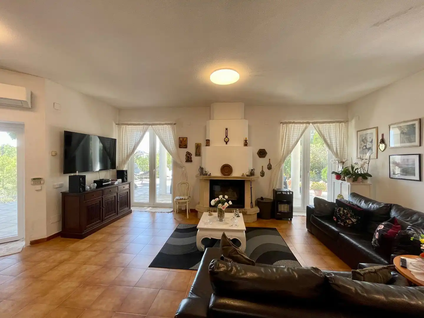 Sala de estar de Casa o chalet en venta en Altea con Aire acondicionado, Calefacción y Jardín privado