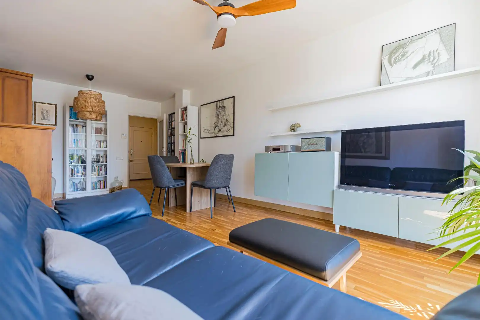 Sala d'estar de Pis en venda en Murcia amb Aire condicionat