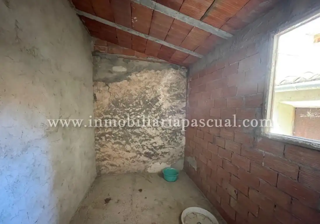 Casa o xalet en venda en Beniarrés amb Traster i Balcó