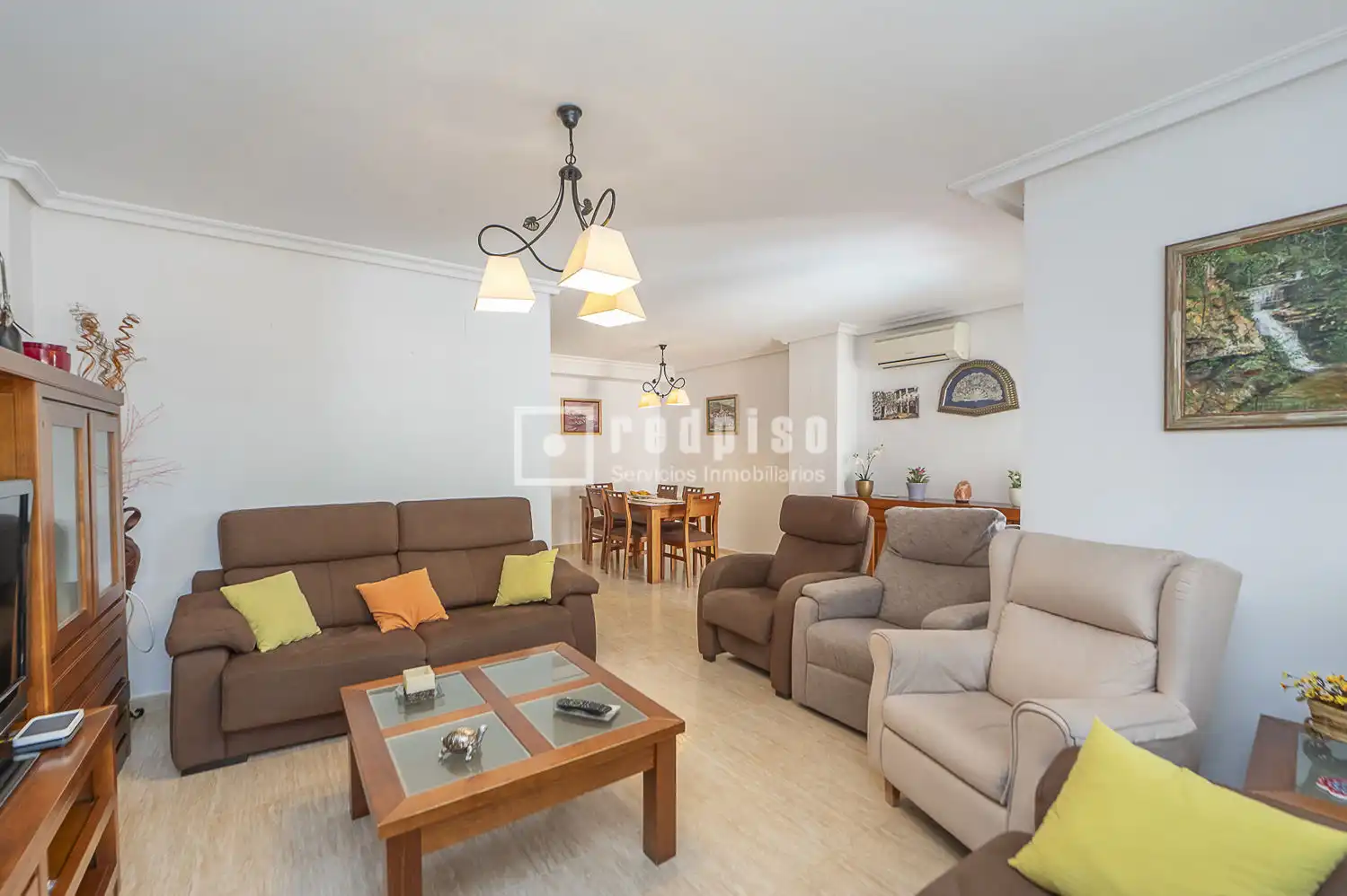 Sala d'estar de Casa o xalet en venda en Valdemoro amb Calefacció, Terrassa i Alarma