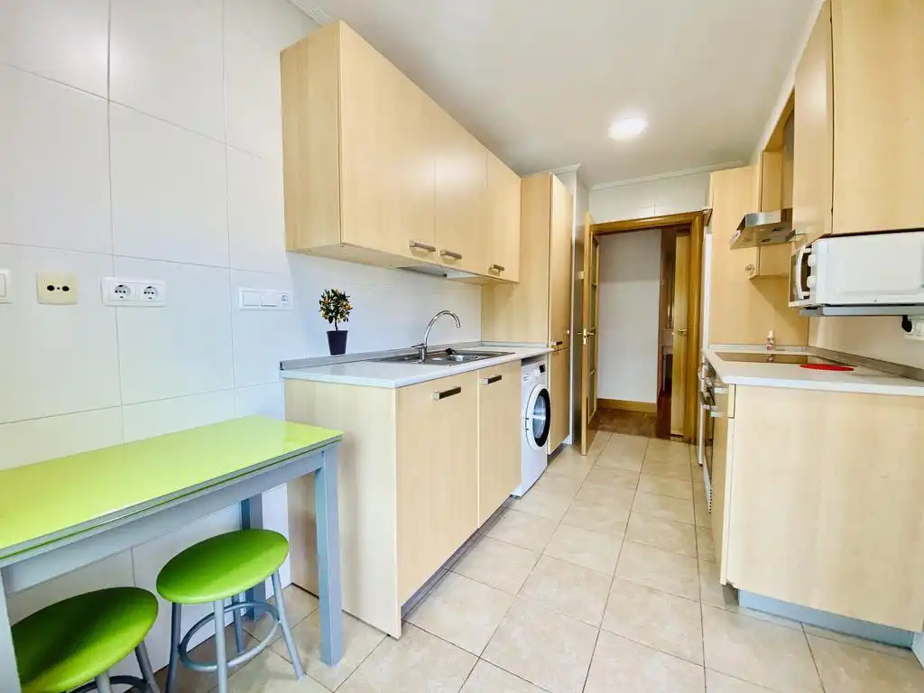 Kitchen of Flat for rent in Donostia - San Sebastián   with Heating and Terrace