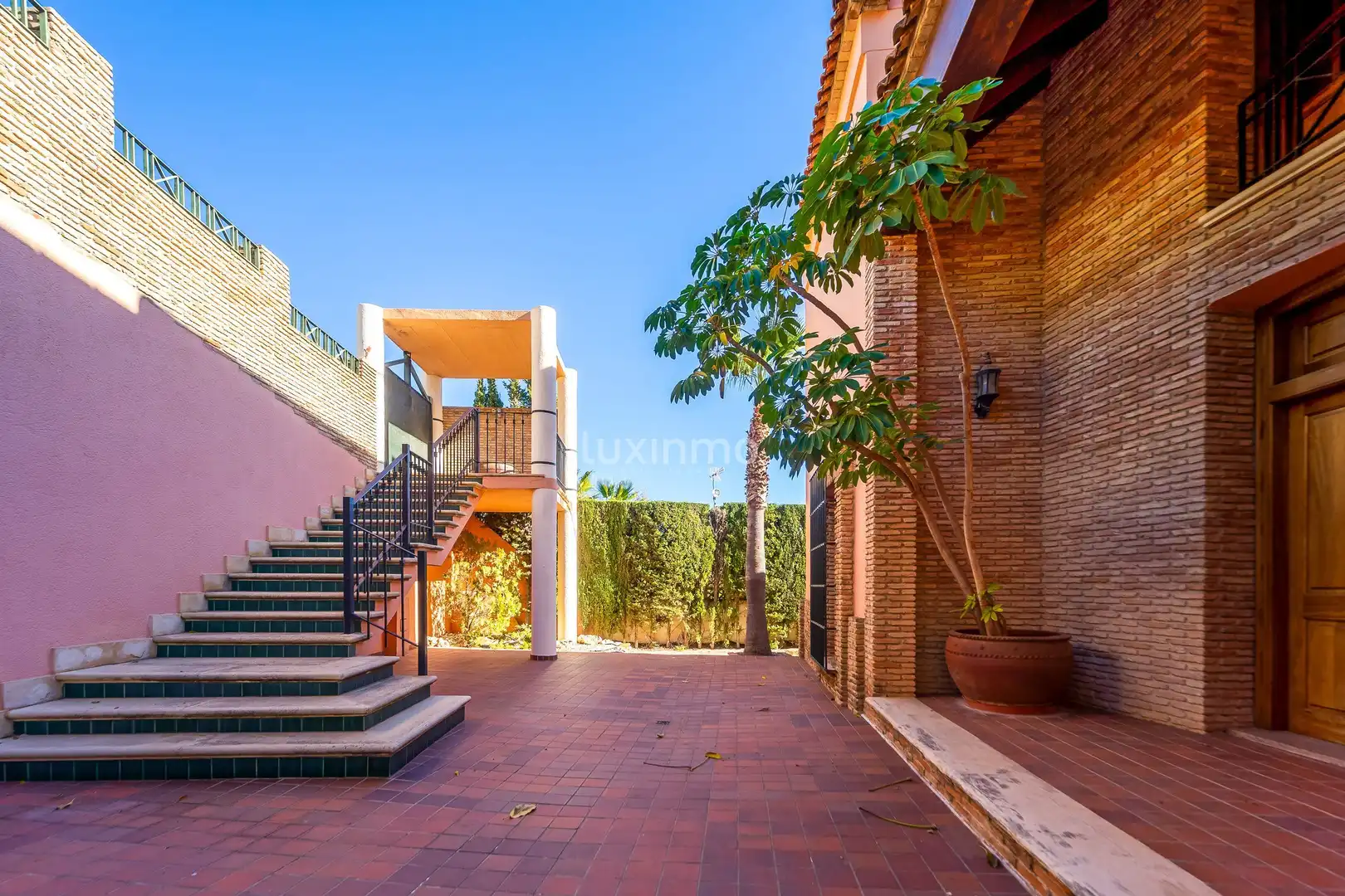 Exterior view of Houses for sale in Calpe / Calp  with Air Conditioner, Heating and Terrace
