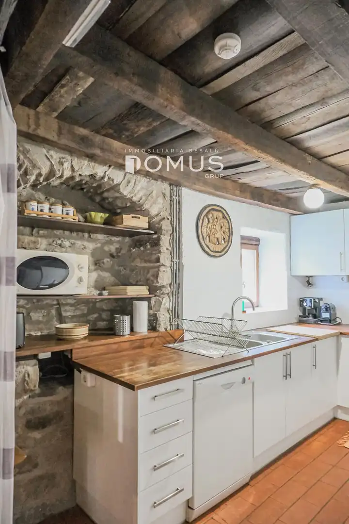 Cocina de Finca rústica en venta en Santa Pau con Calefacción, Parquet y Piscina